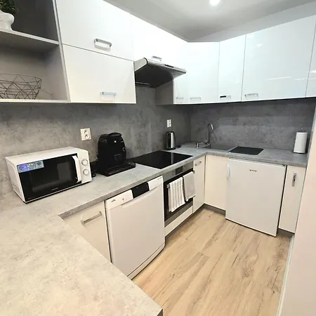 Bellova Apartman *